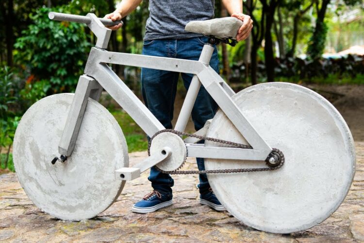 Das schwerste Fahrrad der Welt?: Dieses Rad wiegt 134,5 kg – und es fährt!