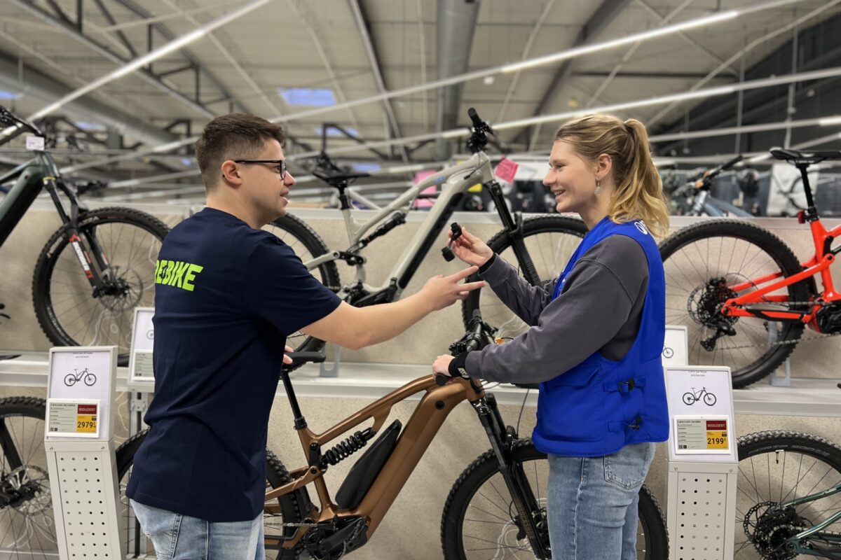 Rebike und Decathlon: Shop-in-Shop für refurbished E-Bikes